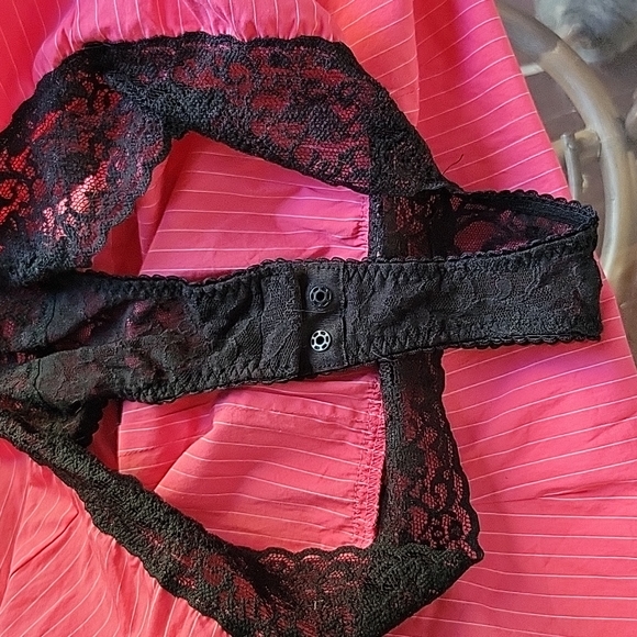 Moda International (Victoria's Secret) Fitted Collar Shirt - Picture 7 of 8